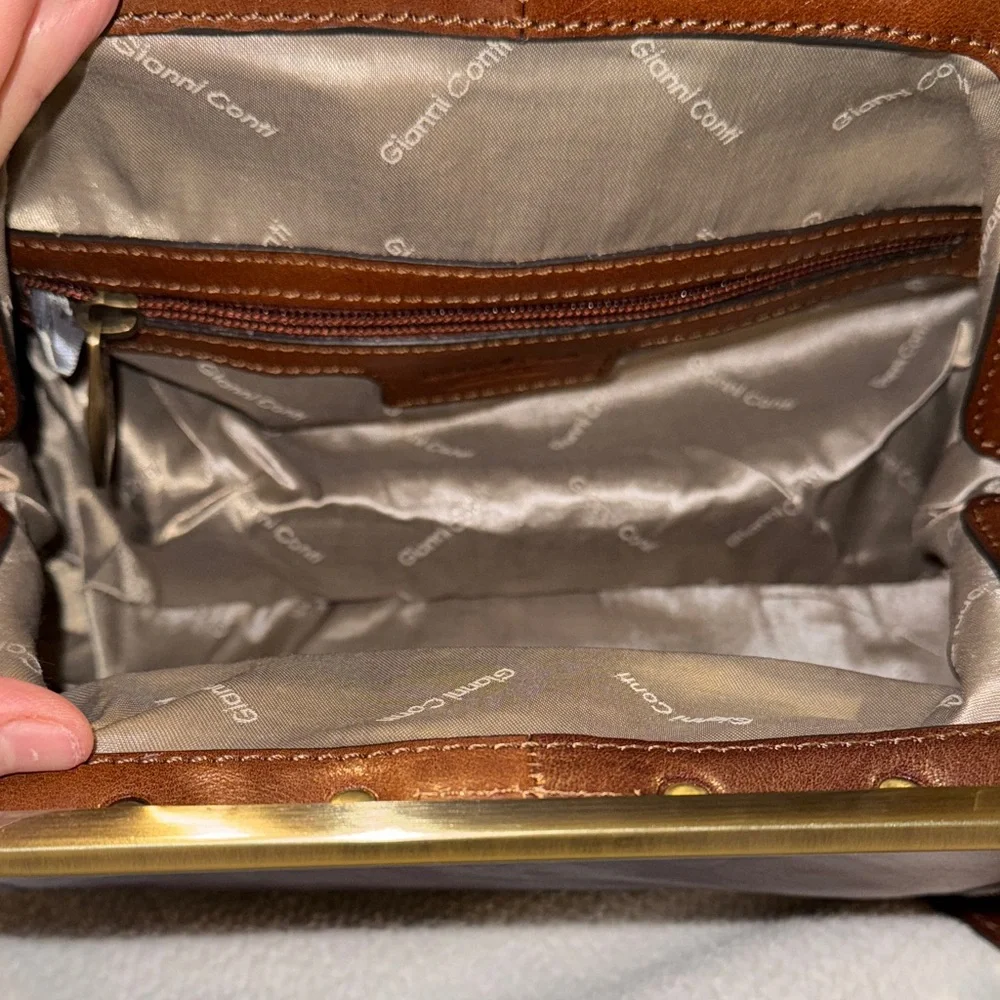 Gianni Conti Crossbody
Handbag - Leather - Picture 6 of 8